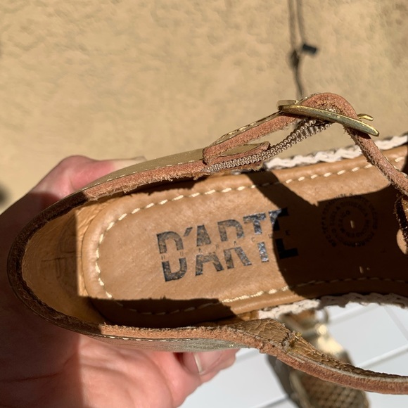 D’Arte Huarache metallic gold perforated espadrilles shoes size 24, US size 7 - Picture 9 of 16